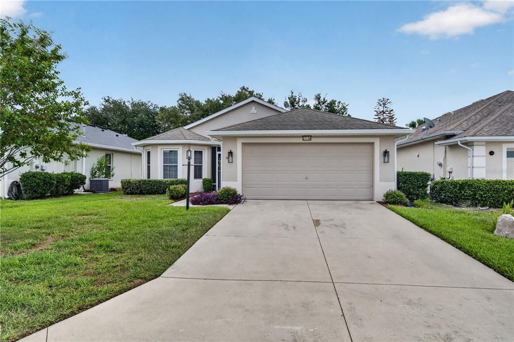 For Sale: $315,000 (3 beds, 2 baths, 1601 Square Feet)