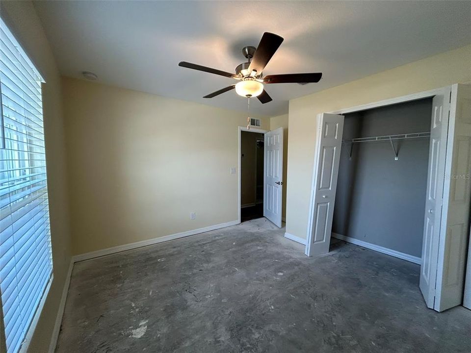 For Rent: $2,095 (4 beds, 2 baths, 1806 Square Feet)