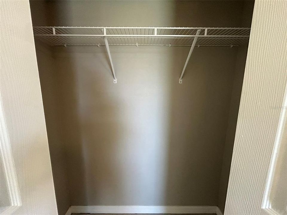 For Rent: $2,095 (4 beds, 2 baths, 1806 Square Feet)