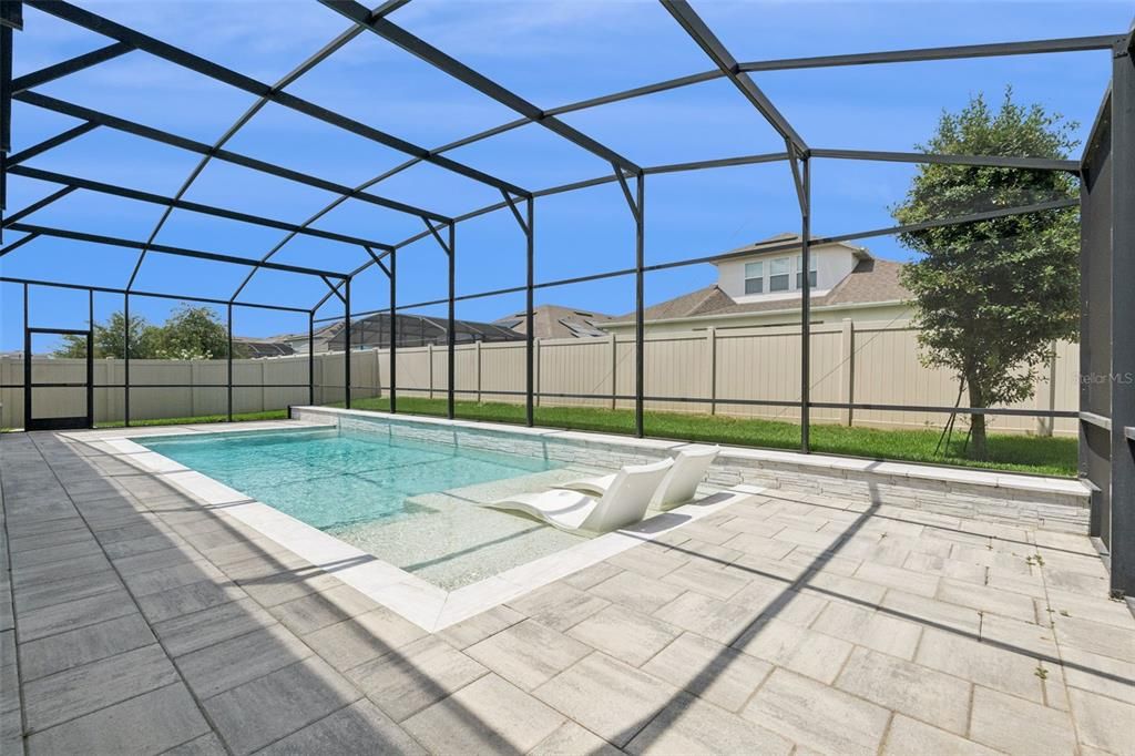 For Sale: $1,100,000 (7 beds, 4 baths, 3938 Square Feet)