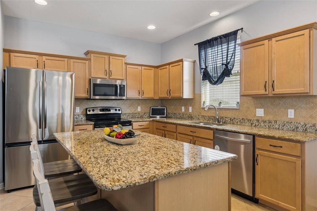 En Venta: $374,900 (4 camas, 2 baños, 1859 Pies cuadrados)