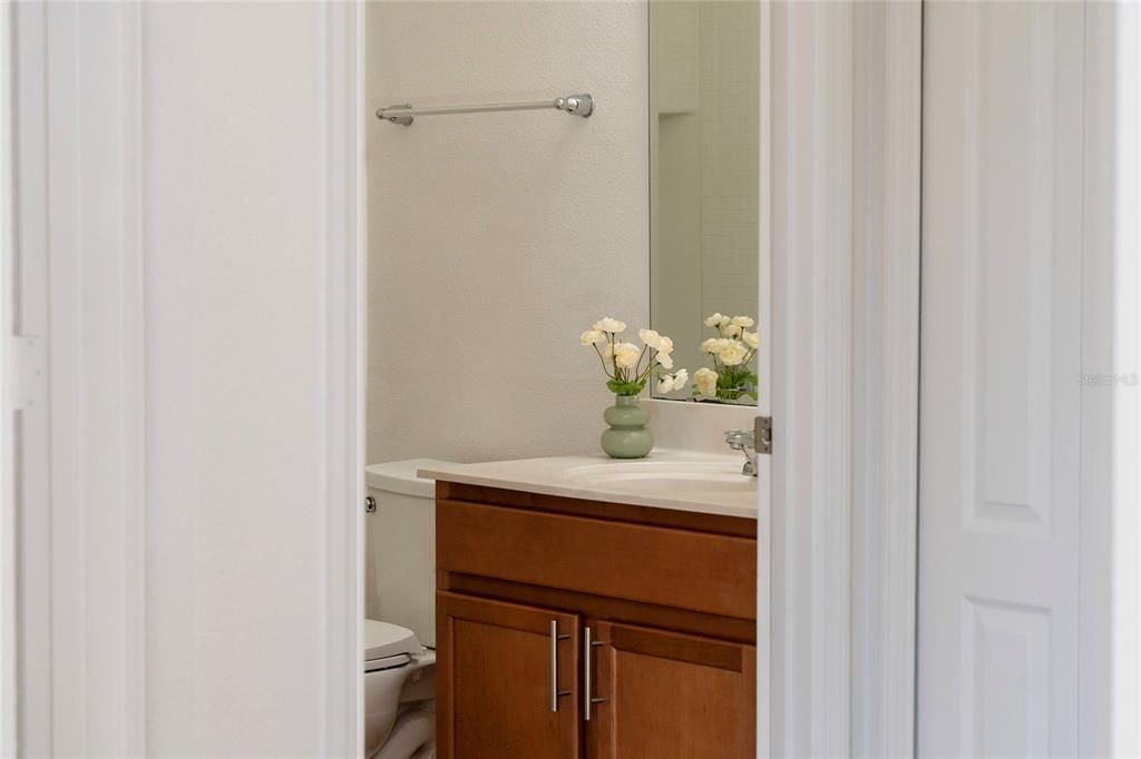 For Rent: $2,050 (2 beds, 2 baths, 1273 Square Feet)