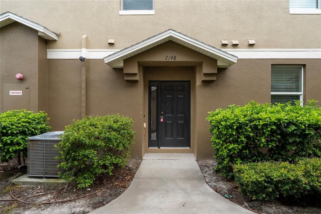 For Rent: $2,050 (2 beds, 2 baths, 1273 Square Feet)