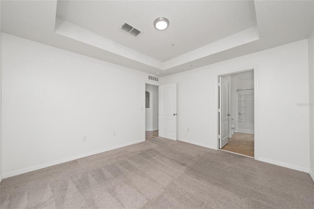 For Rent: $2,050 (2 beds, 2 baths, 1273 Square Feet)