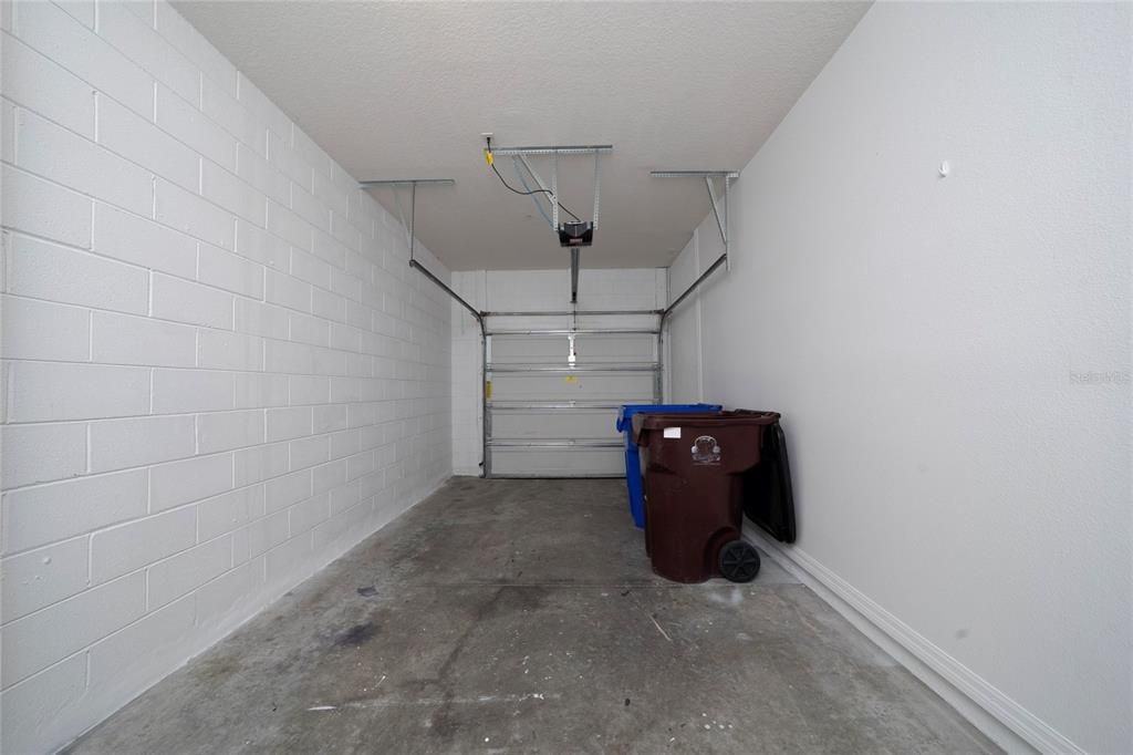 For Rent: $2,050 (2 beds, 2 baths, 1273 Square Feet)