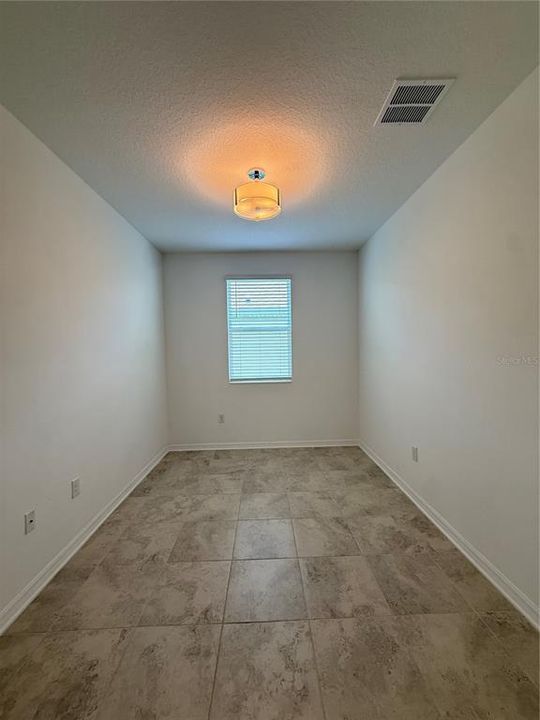 For Rent: $2,600 (3 beds, 2 baths, 2115 Square Feet)