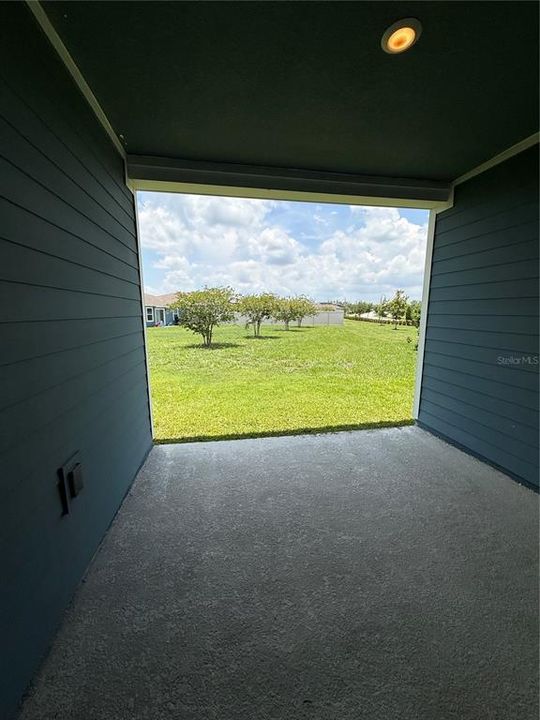 For Rent: $2,600 (3 beds, 2 baths, 2115 Square Feet)