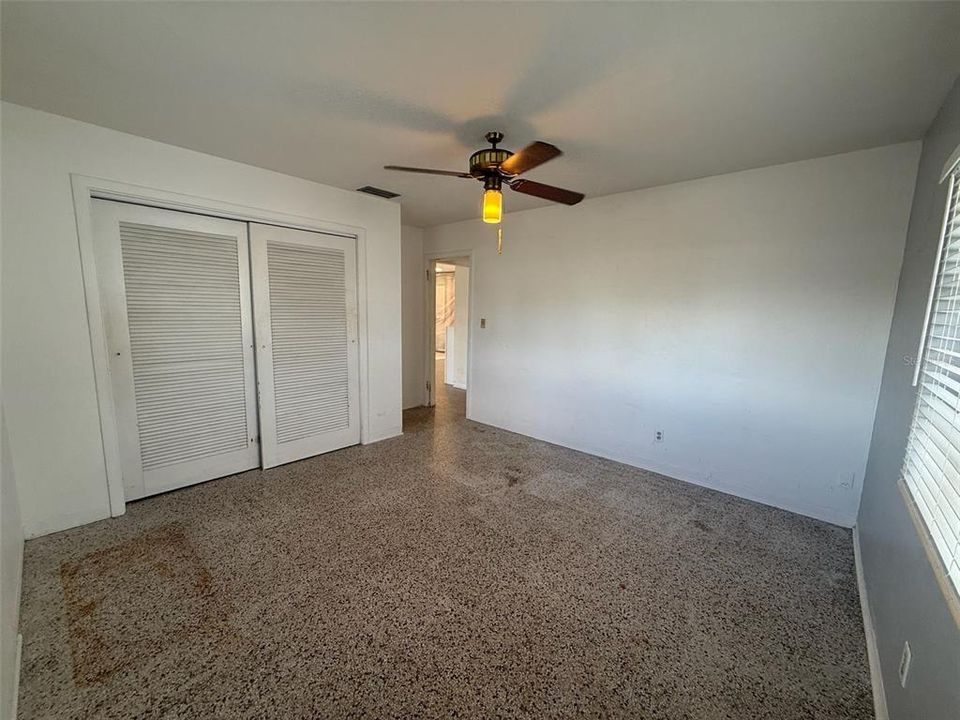 For Sale: $400,000 (2 beds, 2 baths, 1214 Square Feet)