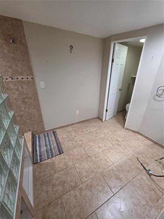 : $250,000 (2 beds, 2 baths, 1025 Square Feet)