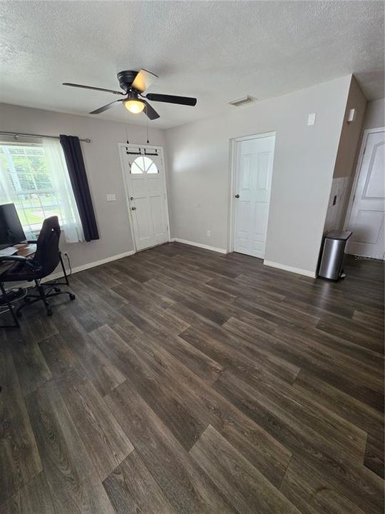 : $250,000 (2 beds, 2 baths, 1025 Square Feet)