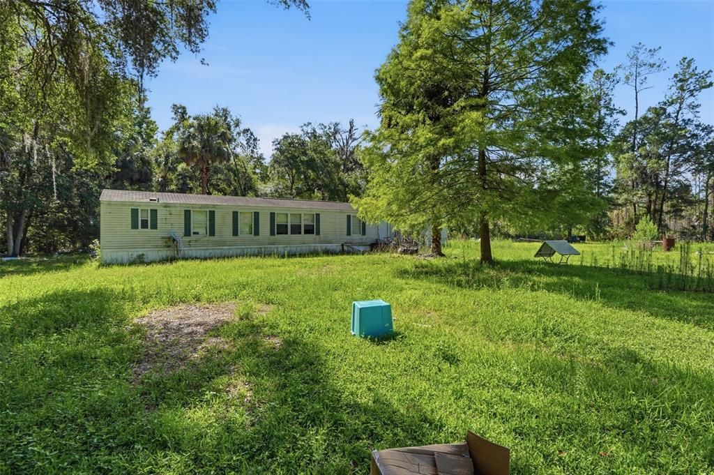 For Sale: $189,000 (3 beds, 2 baths, 1216 Square Feet)
