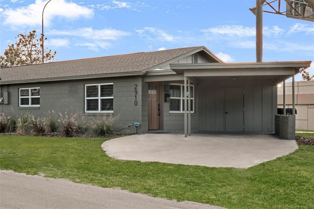 For Sale: $599,600 (8 beds, 0 baths, 1584 Square Feet)