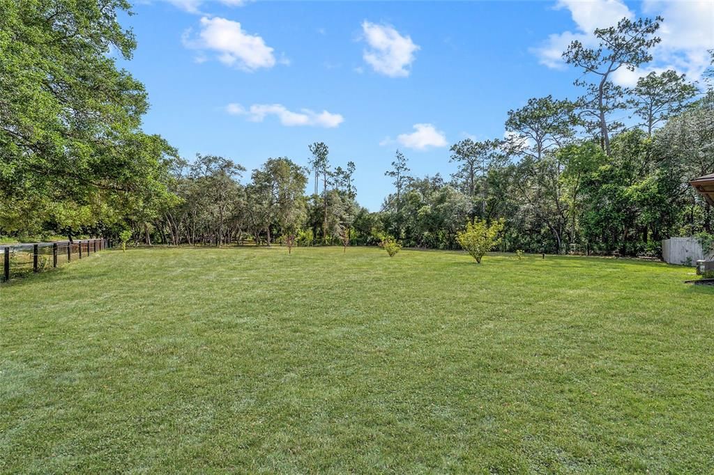For Sale: $349,900 (3 beds, 2 baths, 1500 Square Feet)
