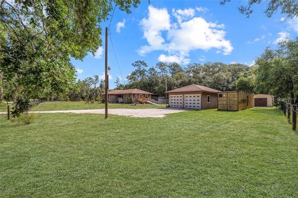 For Sale: $349,900 (3 beds, 2 baths, 1500 Square Feet)