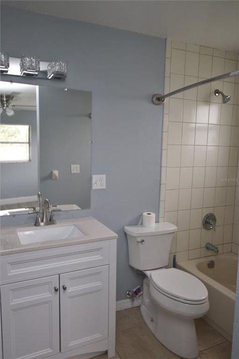 В аренду: $1,750 (2 спален, 2 ванн, 924 Квадратных фут)