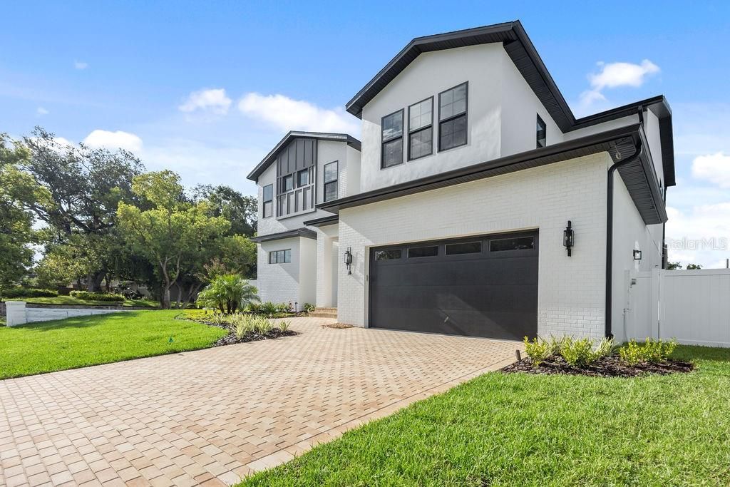 For Rent: $8,500 (5 beds, 4 baths, 3769 Square Feet)