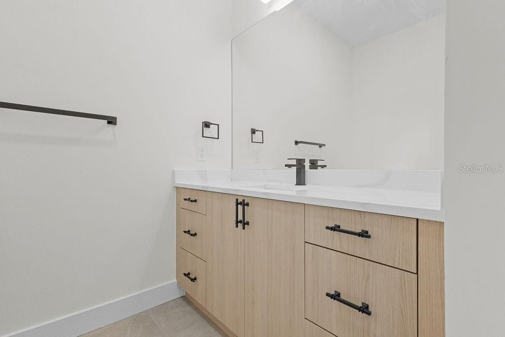 For Rent: $8,500 (5 beds, 4 baths, 3769 Square Feet)