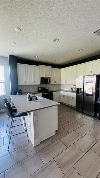 For Sale: $346,000 (4 beds, 3 baths, 1704 Square Feet)