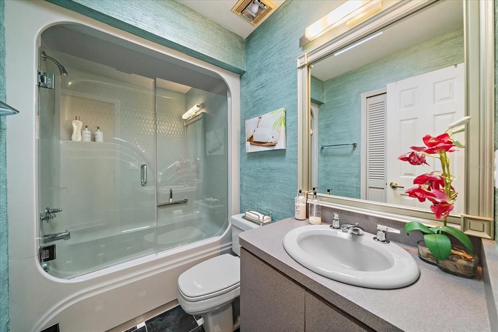 En Venta: $859,950 (5 camas, 4 baños, 5919 Pies cuadrados)