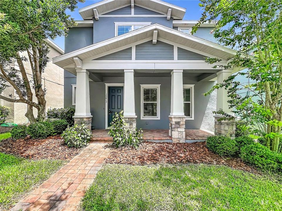For Sale: $569,000 (3 beds, 2 baths, 2119 Square Feet)