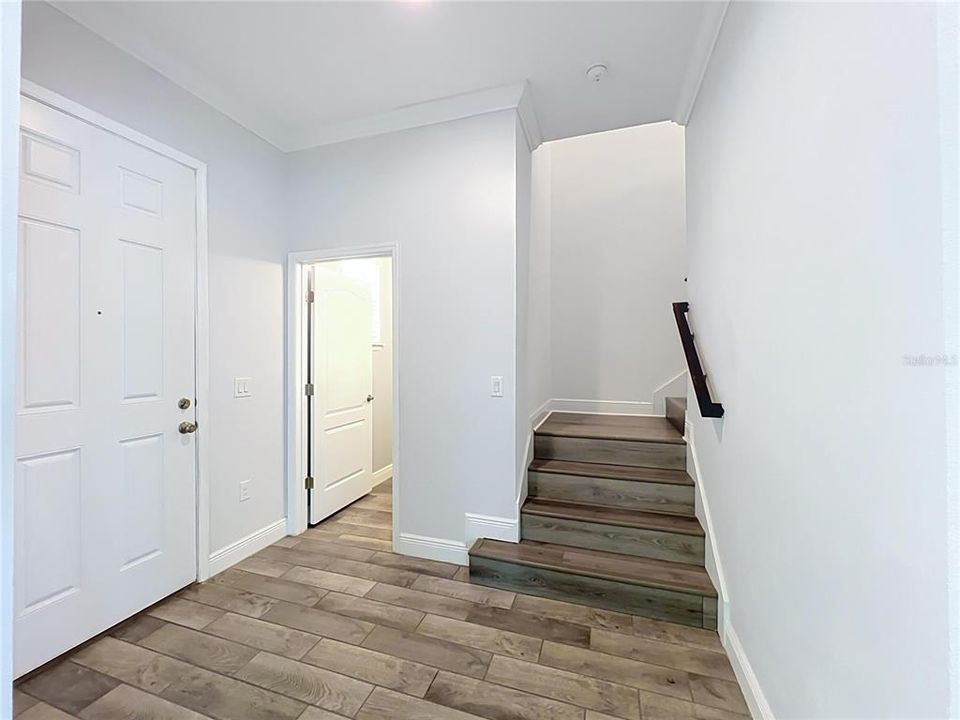 For Sale: $569,000 (3 beds, 2 baths, 2119 Square Feet)
