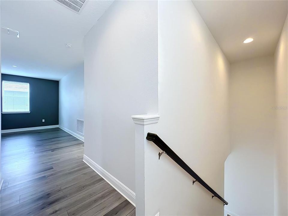 For Sale: $569,000 (3 beds, 2 baths, 2119 Square Feet)