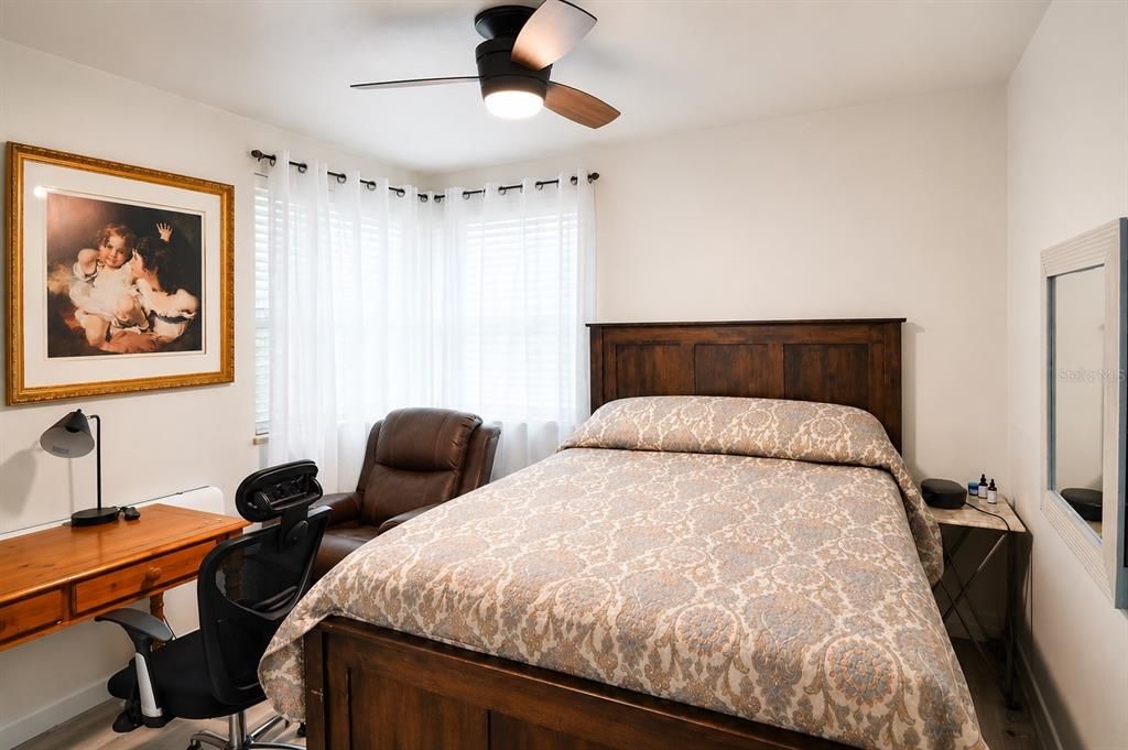 For Sale: $335,000 (3 beds, 2 baths, 1599 Square Feet)