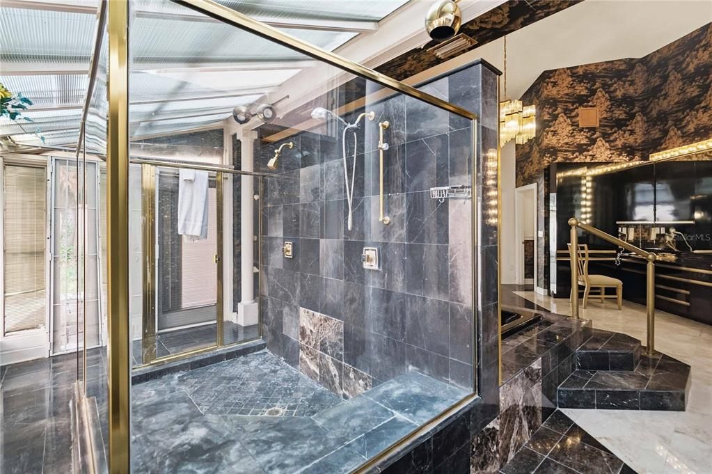 На продажу: $3,799,000 (7 спален, 6 ванн, 12339 Квадратных фут)