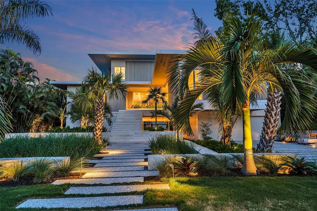 For Sale: $12,250,000 (5 beds, 5 baths, 5120 Square Feet)
