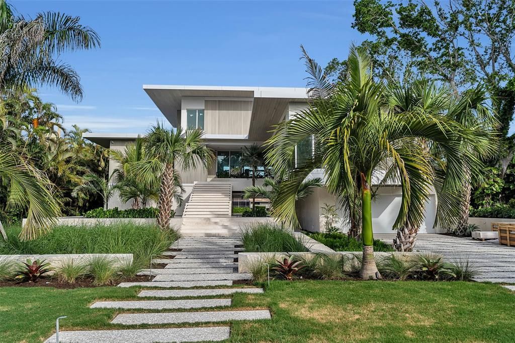 For Sale: $12,250,000 (5 beds, 5 baths, 5120 Square Feet)