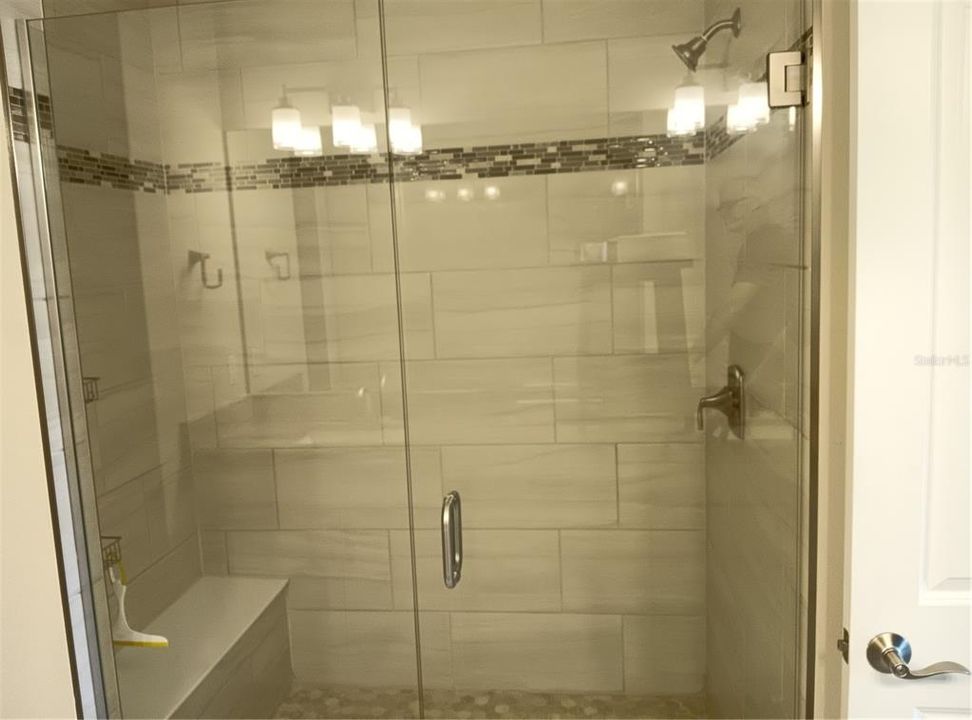 For Sale: $444,500 (3 beds, 3 baths, 1989 Square Feet)