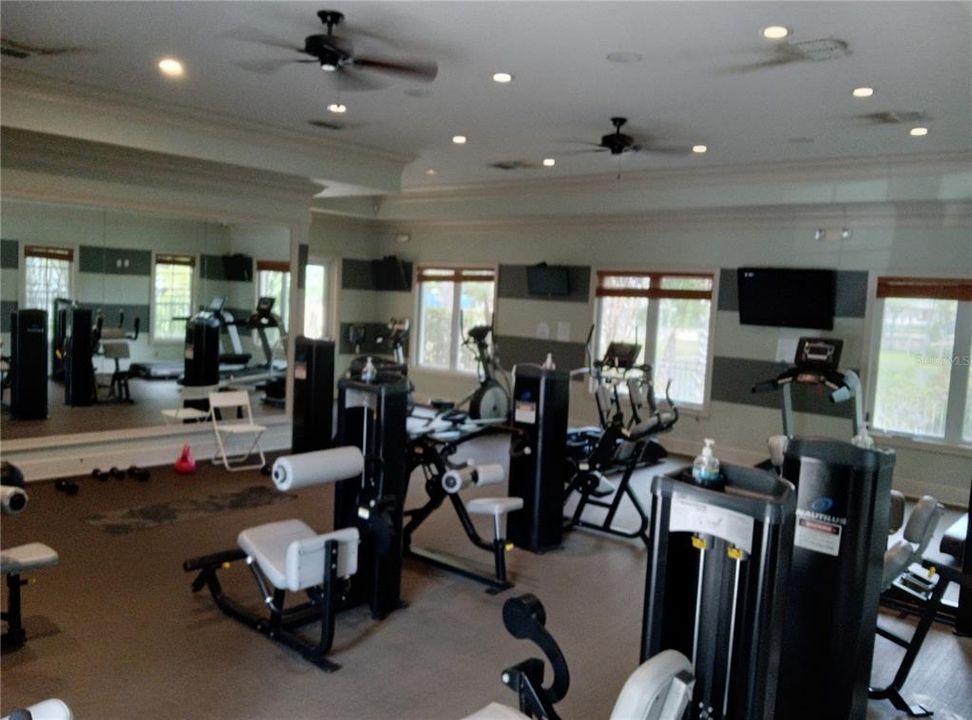For Sale: $444,500 (3 beds, 3 baths, 1989 Square Feet)
