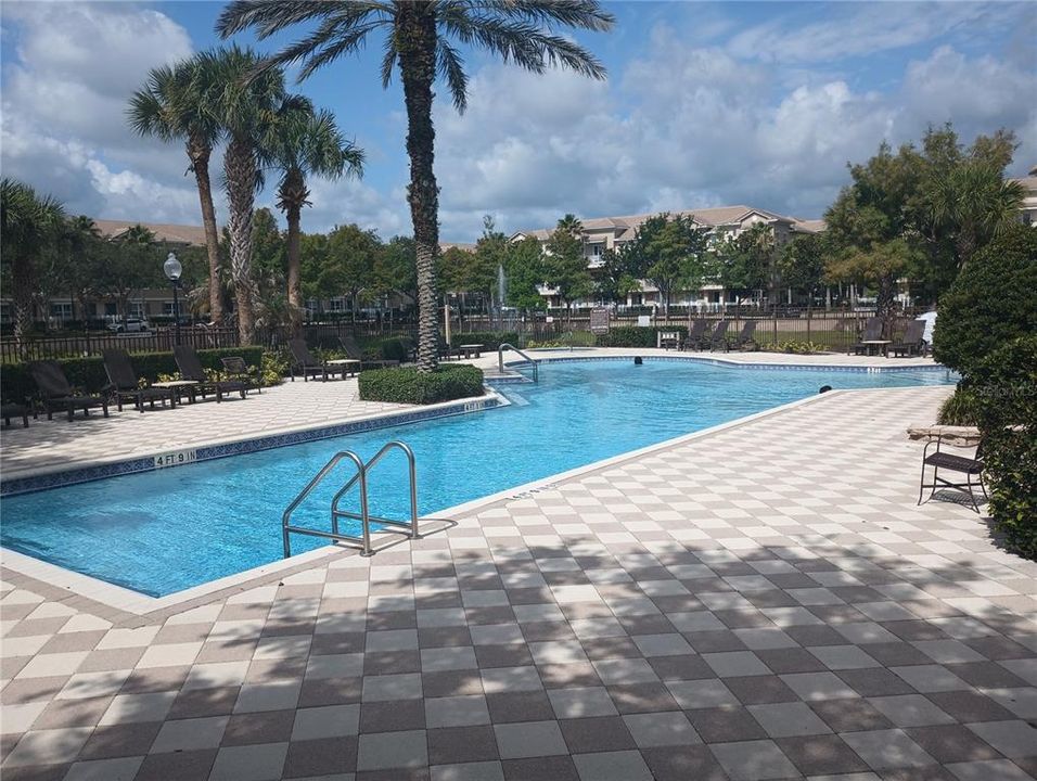 For Sale: $444,500 (3 beds, 3 baths, 1989 Square Feet)