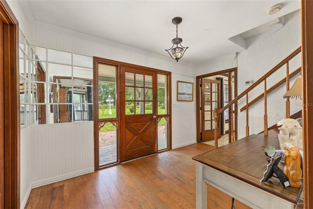 En Venta: $625,000 (5 camas, 2 baños, 2170 Pies cuadrados)