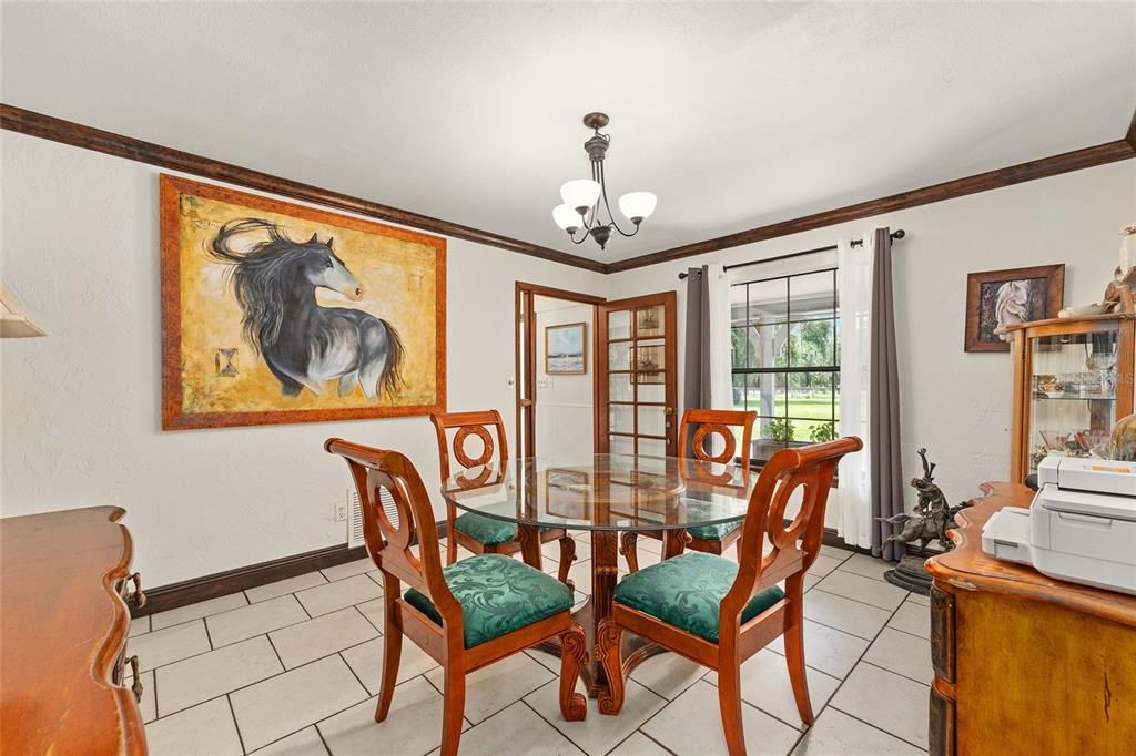 En Venta: $625,000 (5 camas, 2 baños, 2170 Pies cuadrados)