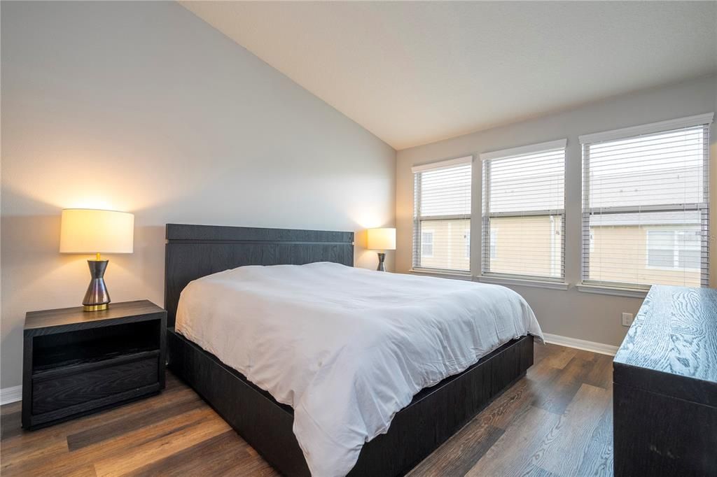 For Sale: $289,900 (3 beds, 2 baths, 1548 Square Feet)