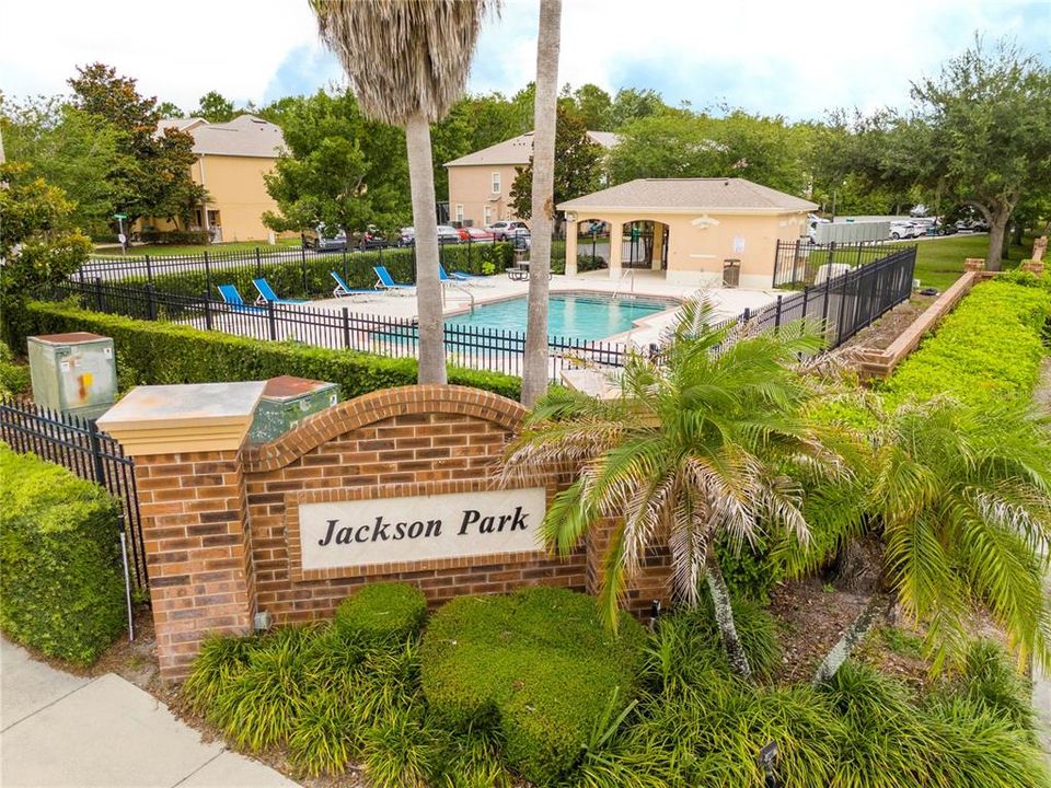For Sale: $289,900 (3 beds, 2 baths, 1548 Square Feet)
