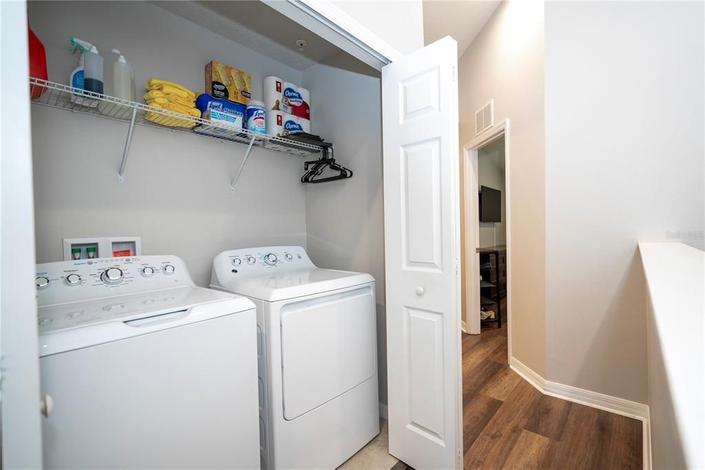 For Sale: $289,900 (3 beds, 2 baths, 1548 Square Feet)