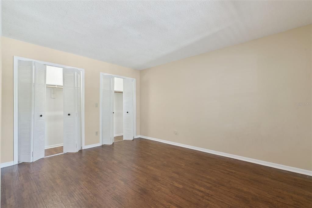For Sale: $199,900 (3 beds, 2 baths, 1367 Square Feet)