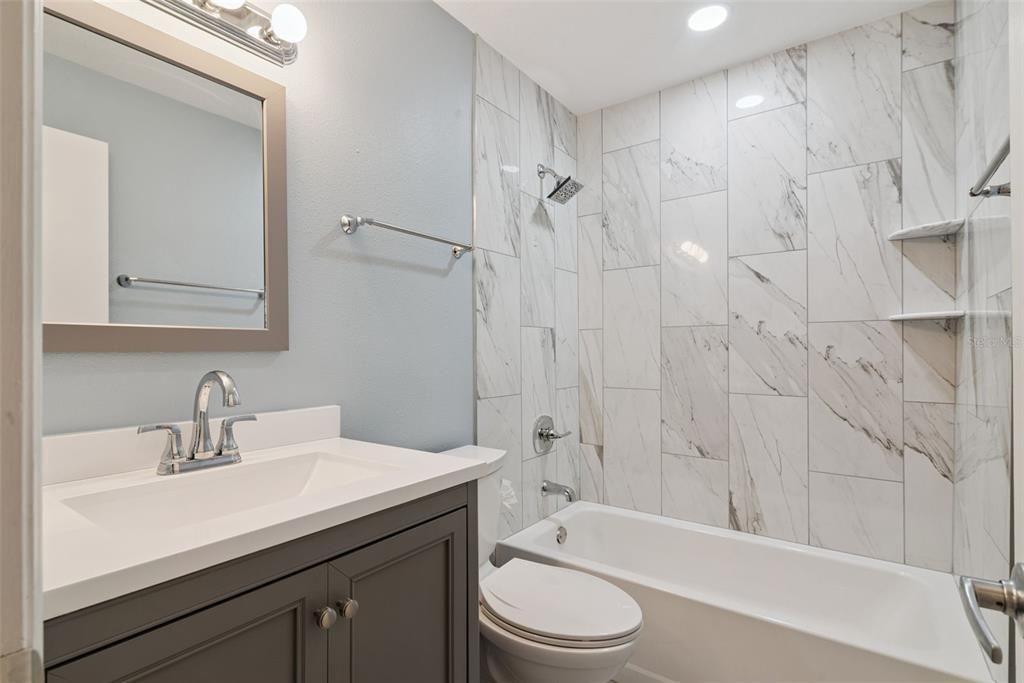 For Sale: $199,900 (3 beds, 2 baths, 1367 Square Feet)