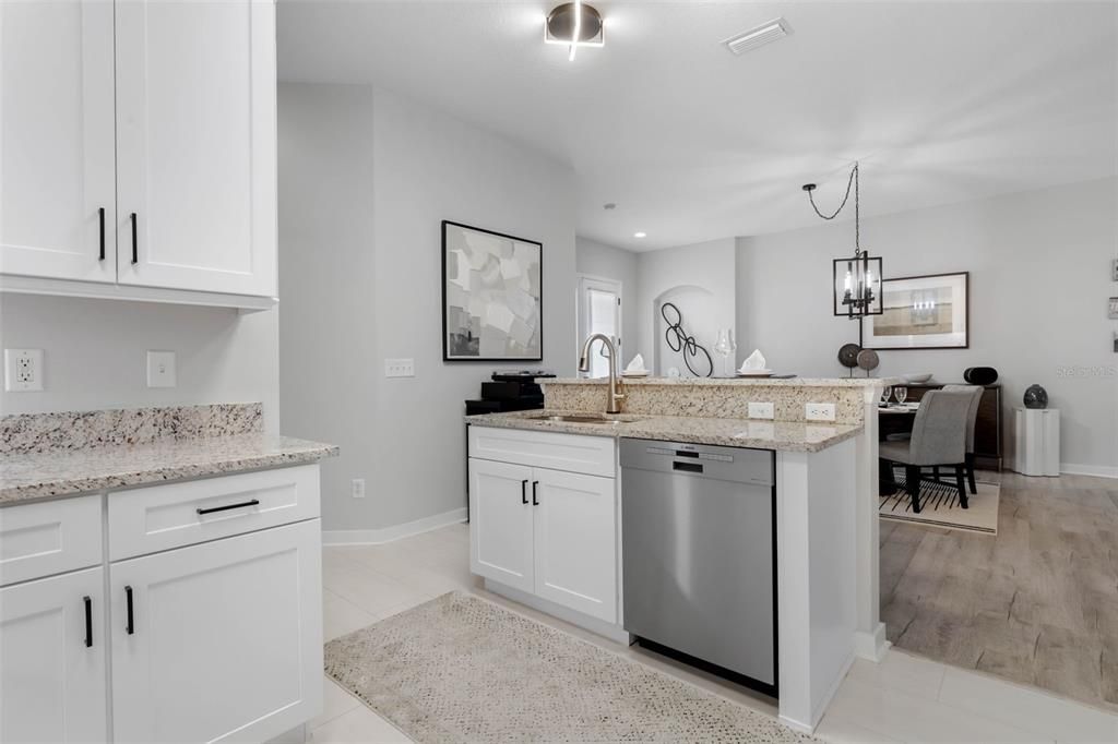 For Sale: $349,500 (2 beds, 3 baths, 1604 Square Feet)