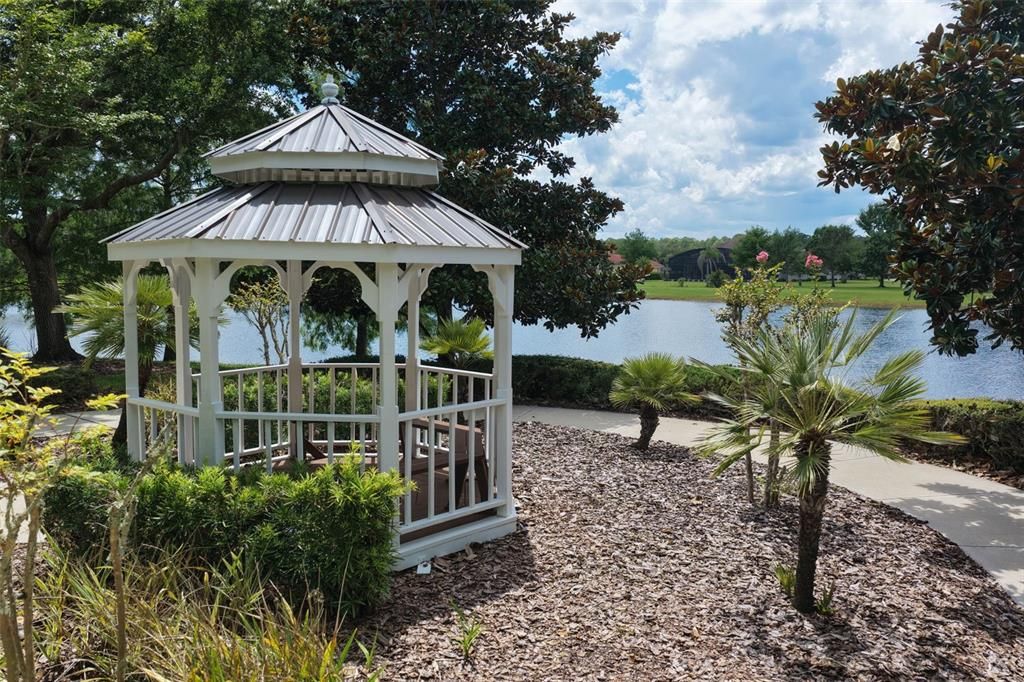 For Sale: $349,500 (2 beds, 3 baths, 1604 Square Feet)