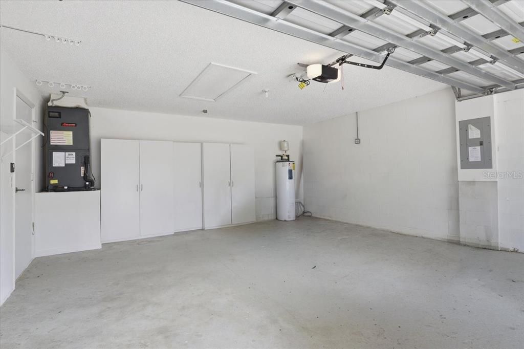 En Venta: $469,000 (4 camas, 2 baños, 2096 Pies cuadrados)