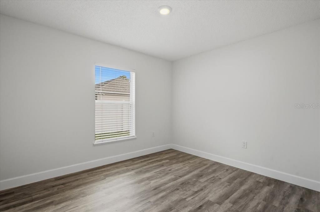En Venta: $469,000 (4 camas, 2 baños, 2096 Pies cuadrados)