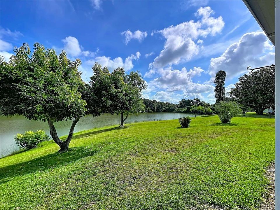 For Sale: $197,000 (2 beds, 2 baths, 1352 Square Feet)