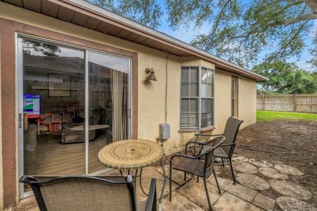 For Sale: $259,000 (2 beds, 1 baths, 797 Square Feet)