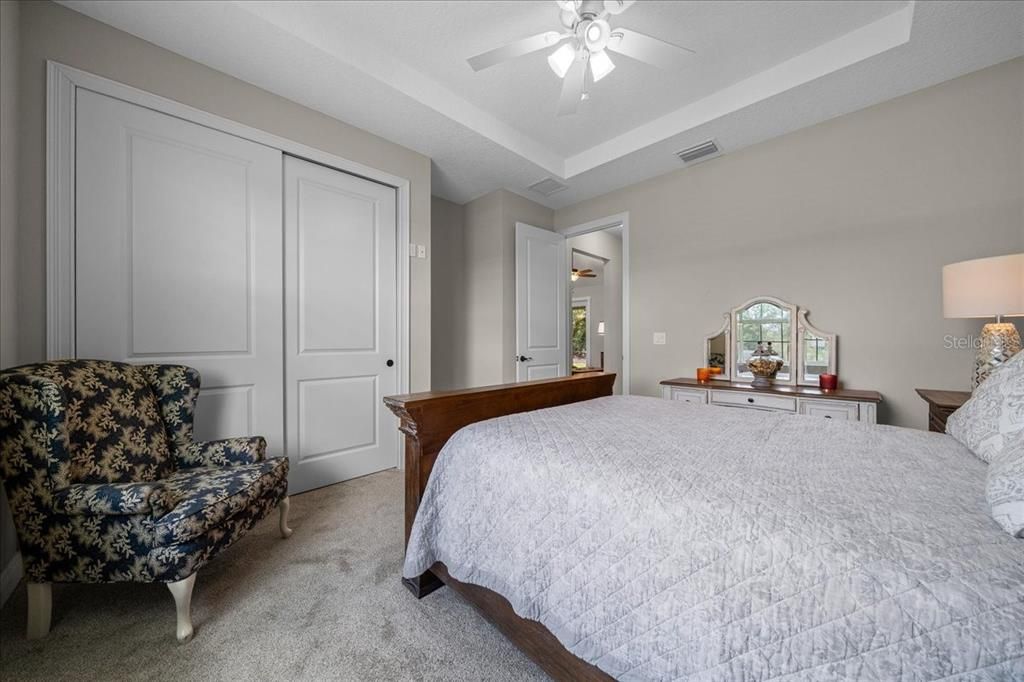 For Sale: $359,000 (3 beds, 2 baths, 1923 Square Feet)