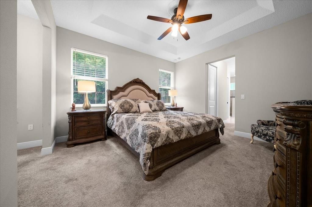 For Sale: $359,000 (3 beds, 2 baths, 1923 Square Feet)