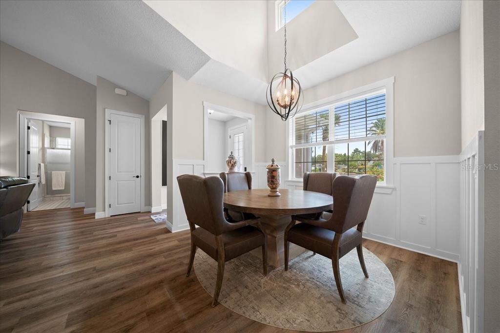 For Sale: $359,000 (3 beds, 2 baths, 1923 Square Feet)