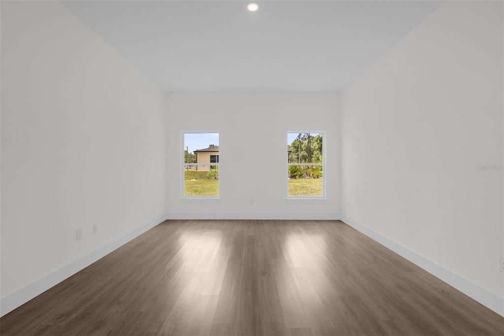 For Sale: $284,000 (3 beds, 2 baths, 1627 Square Feet)